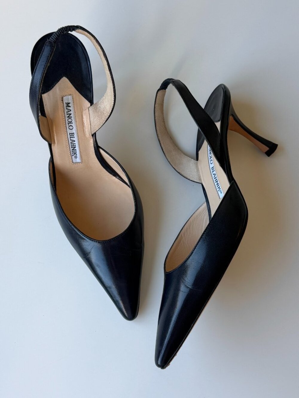 Vintage Manolo Blahnik Caroline Navy Leather Slingback Heels – IT 38.5